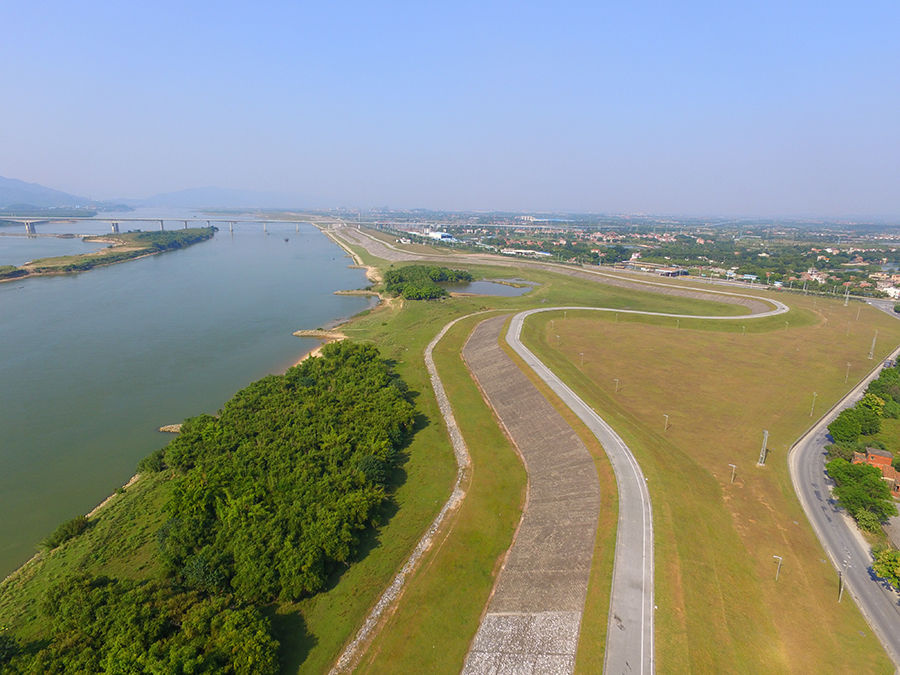 北江大堤芦苞堤段.jpg