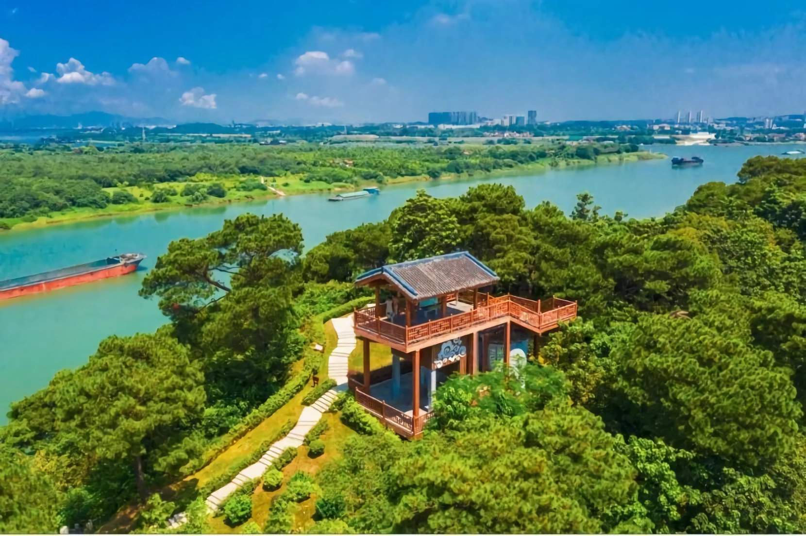 思贤滘碧道节点思贤阁俯瞰西江